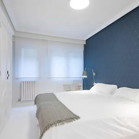 Bella Vista Luxury Apartment. Bay Views. Parking San Sebastián