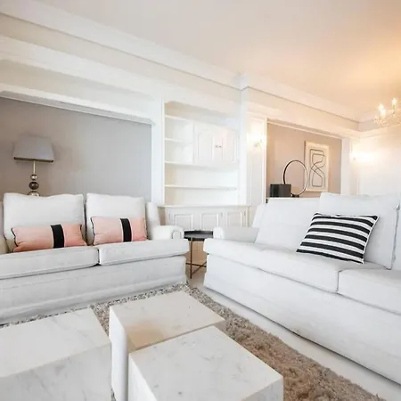 Bella Vista Luxury Apartment. Bay Views. Parking Apartment San Sebastian
