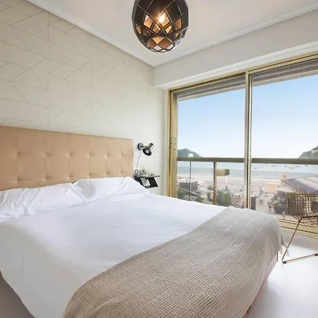 Bella Vista Luxury Apartment. Bay Views. Parking Apartment *